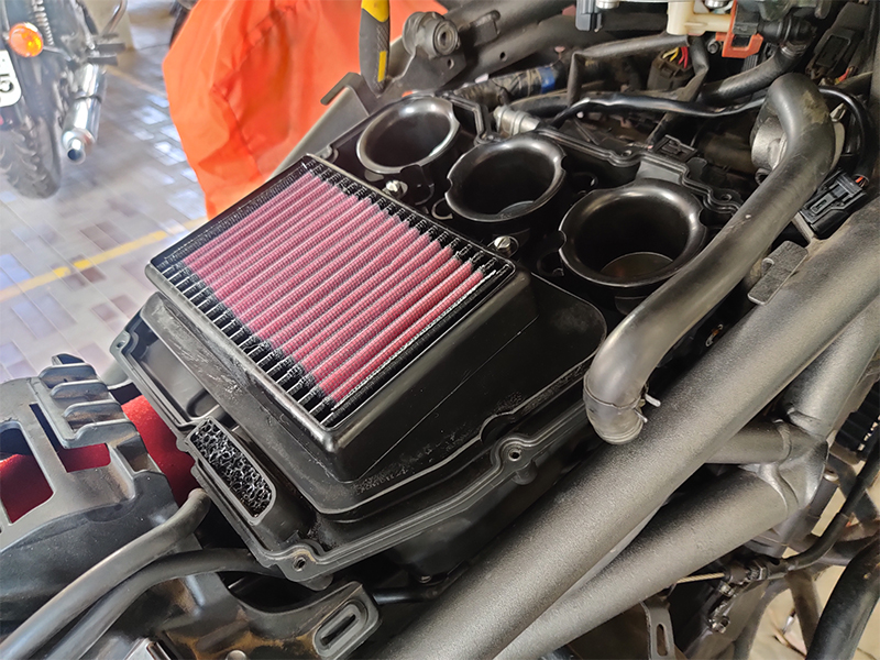 basic motorcycle maintenance, Air filter Checking